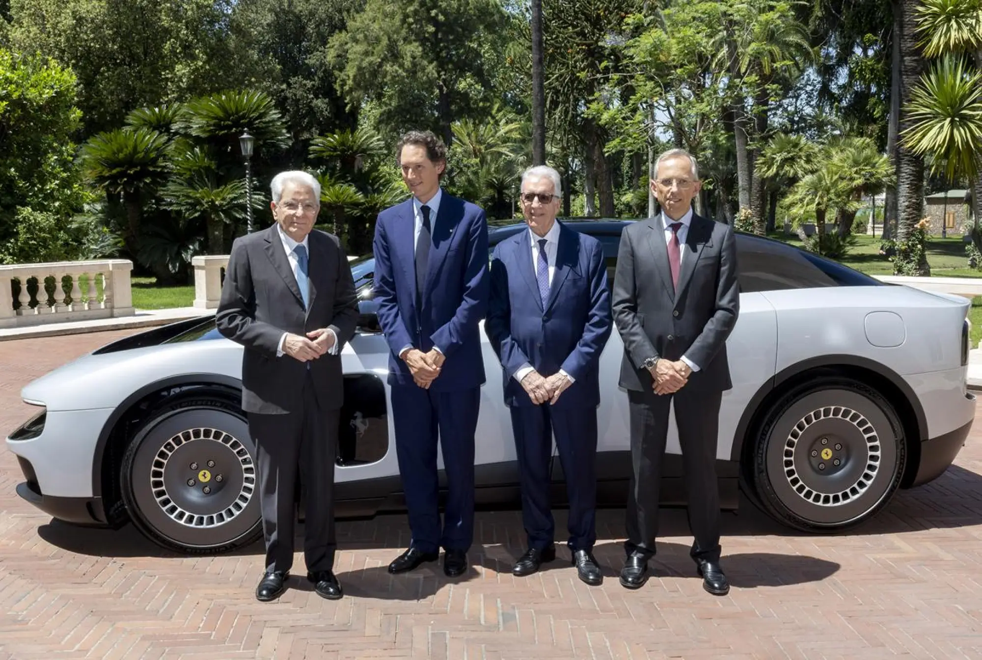 Ferrari Luce - Sergio Mattarella - 2