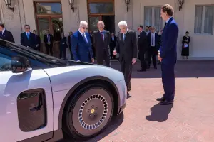 Ferrari Luce - Sergio Mattarella - 5