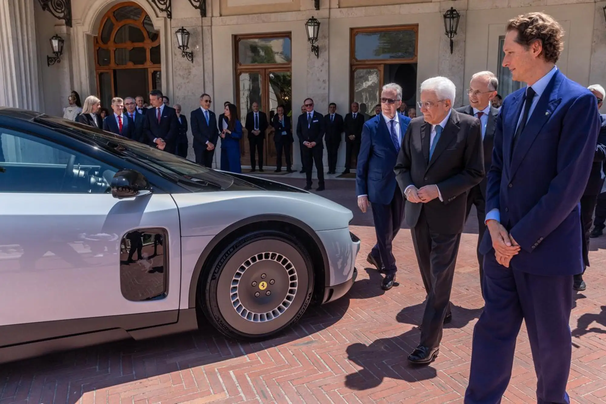 Ferrari Luce - Sergio Mattarella - 3