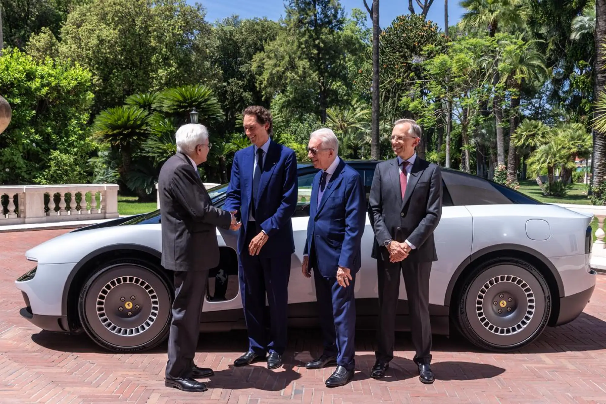 Ferrari Luce - Sergio Mattarella - 8