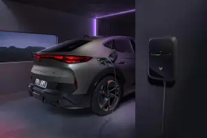 Cupra Tavascan si evolve