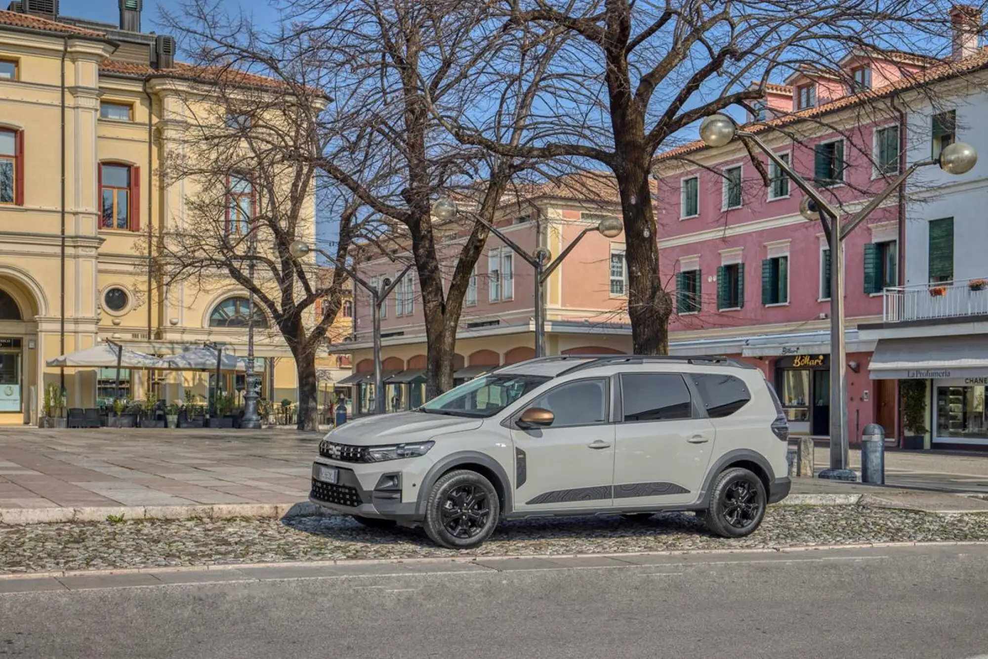 Dacia Jogger Hybrid 155 - Montebelluna - 8