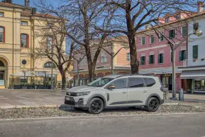 Dacia Jogger Hybrid 155 - Montebelluna