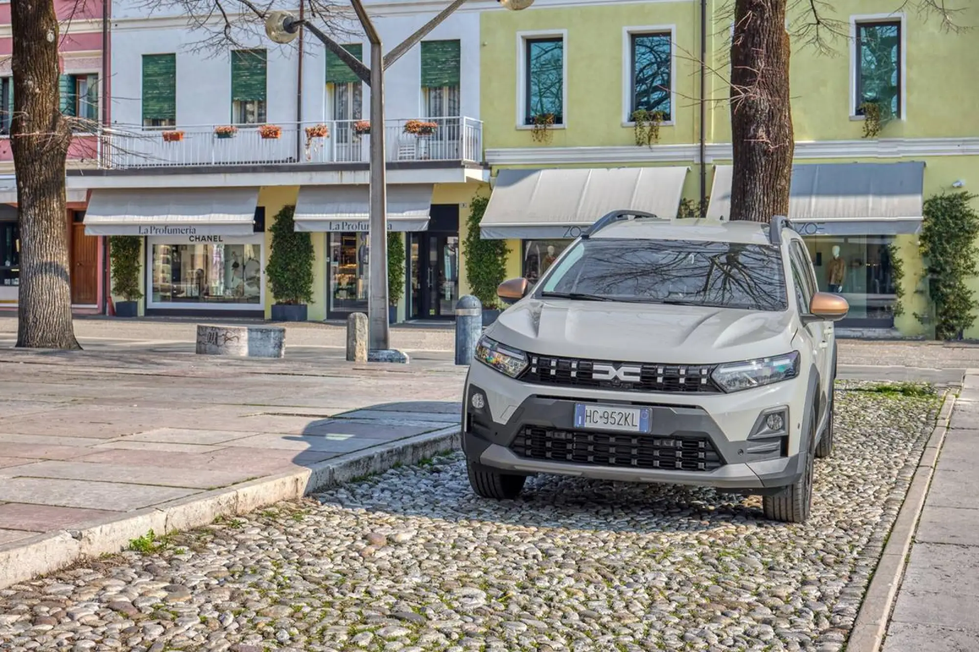 Dacia Jogger Hybrid 155 - Montebelluna - 7