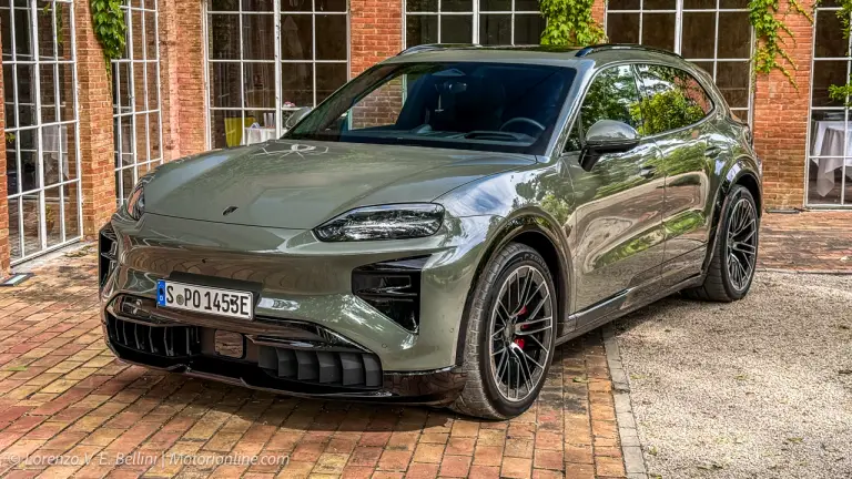 Porsche Cayenne Electric - Primo Contatto - 6