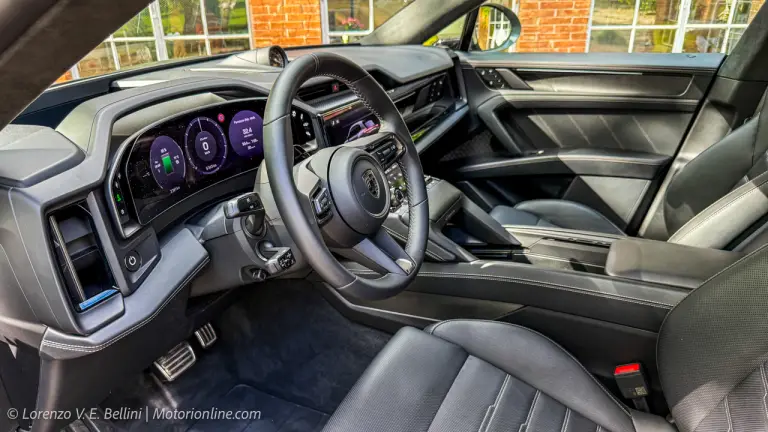 Porsche Cayenne Electric - Primo Contatto - 26