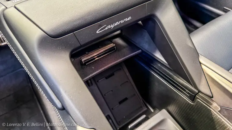 Porsche Cayenne Electric - Primo Contatto - 32