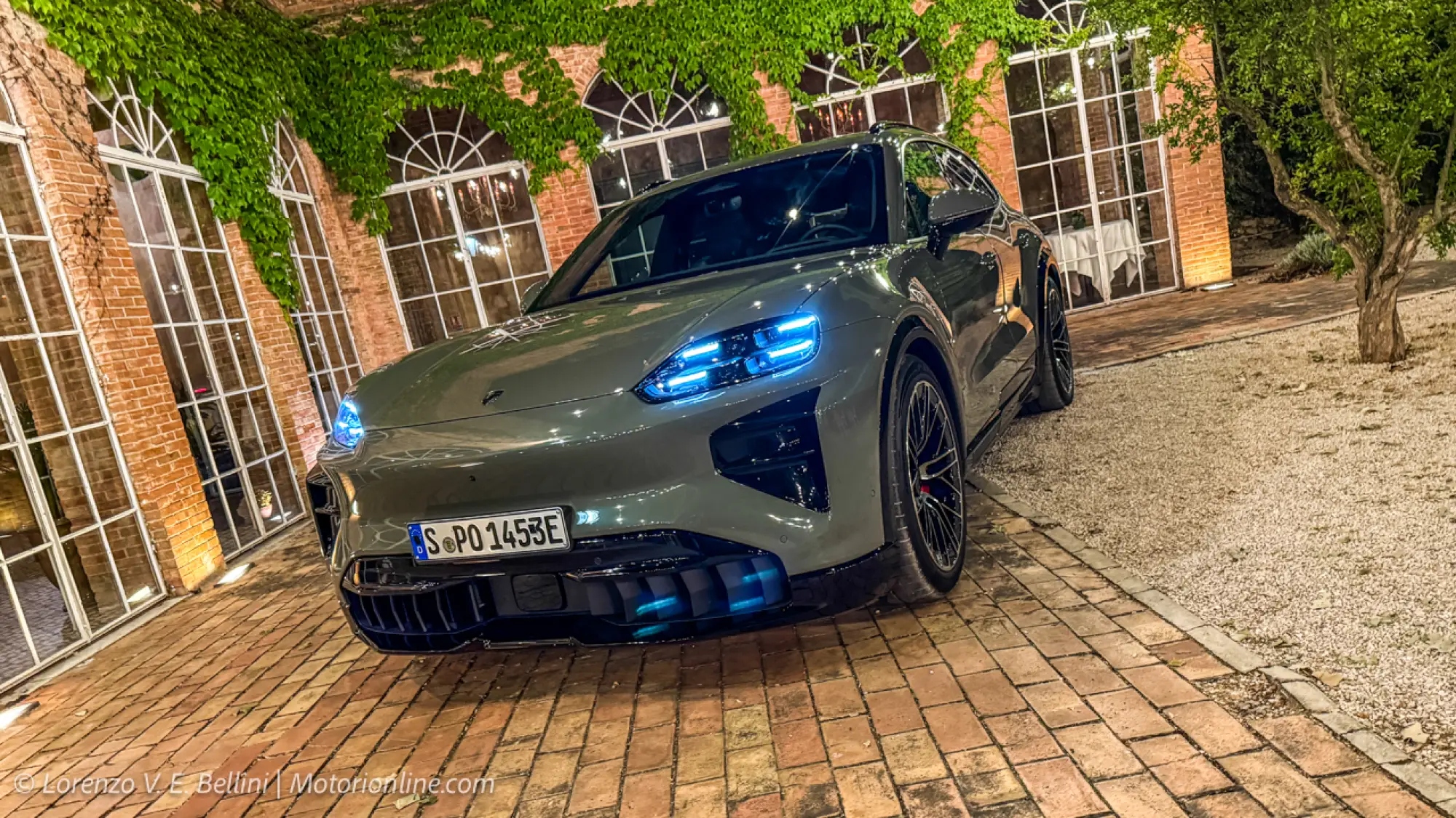 Porsche Cayenne Electric - Primo Contatto - 47