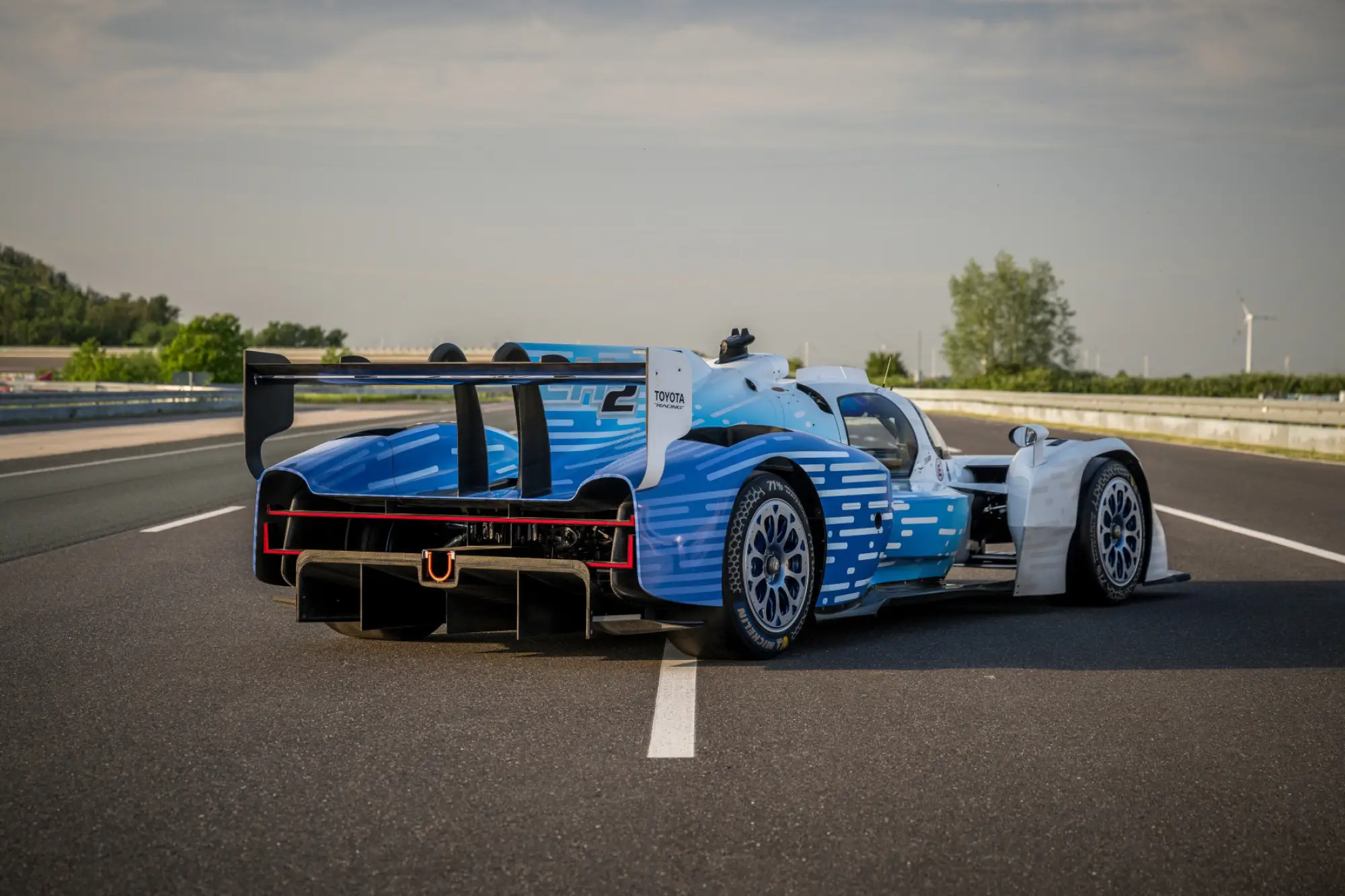 Toyota TR LH2 Racing Concept - 3