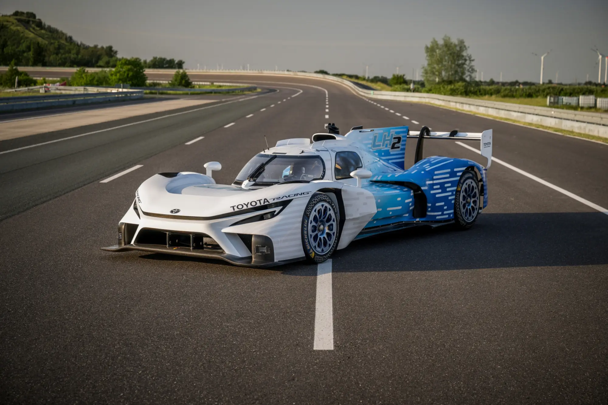 Toyota TR LH2 Racing Concept - 7