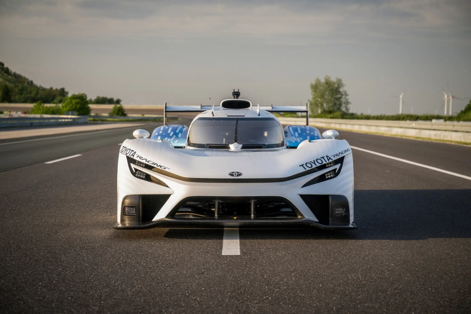 Toyota TR LH2 Racing Concept - 5