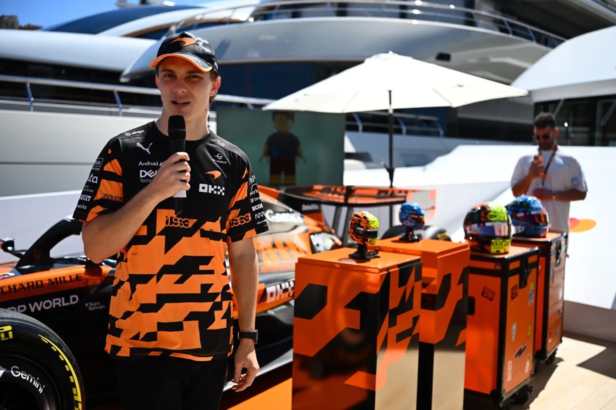 Lego McLaren - Caschi Norris e Piastri - 15