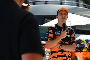 Lego McLaren - Caschi Norris e Piastri - 20