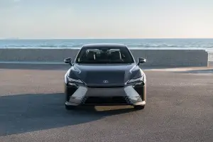 Nuova Lexus ES - 16