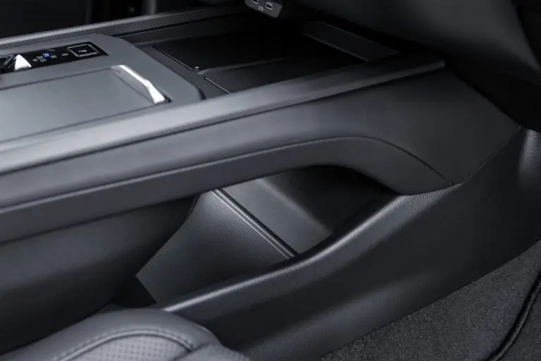 Nuova Lexus ES - 10