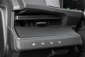 Nuova Lexus ES - 11
