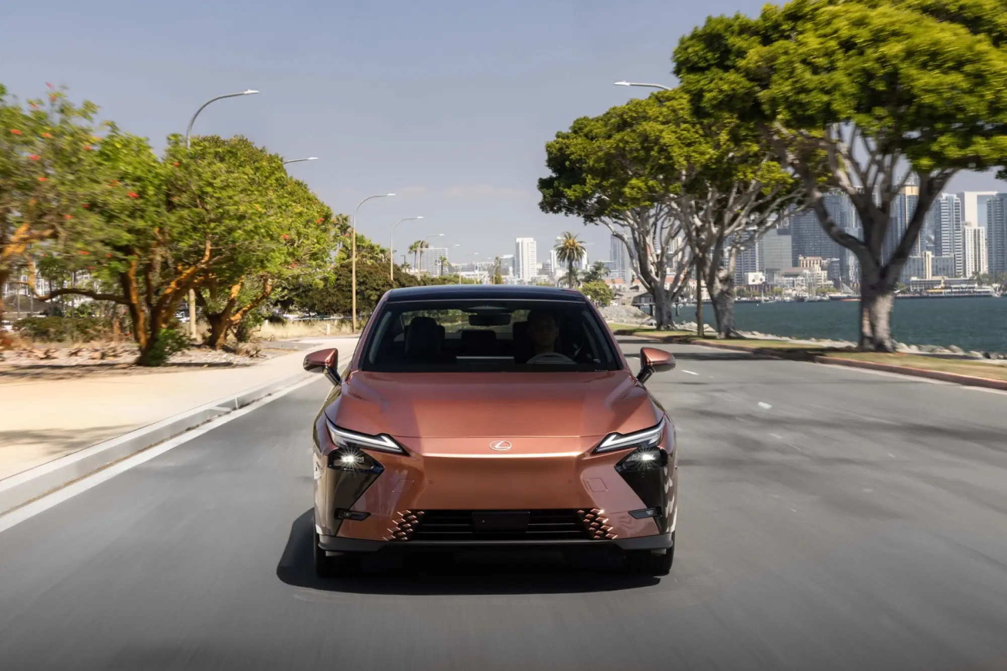 Nuova Lexus ES - 2
