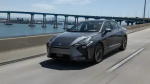 Nuova Lexus ES - 5