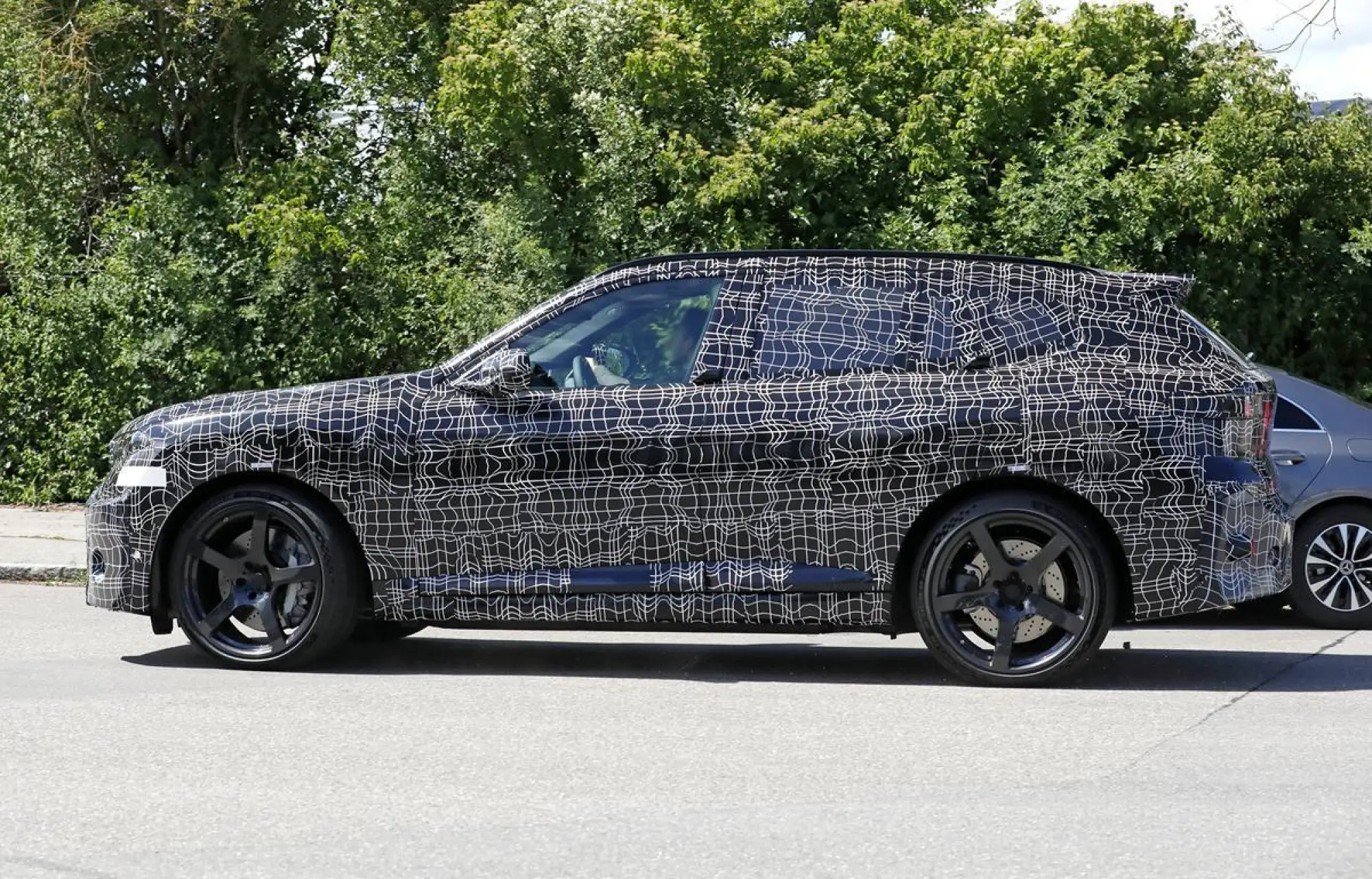BMW iX5 M - Foto spia 04-06-2026 - 5