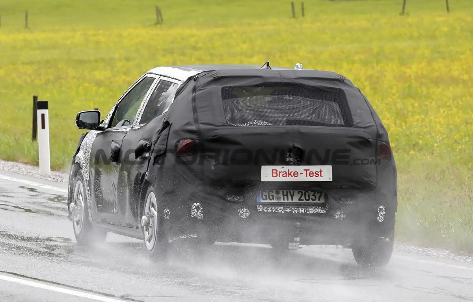 Hyundai i20 2027 - Foto spia 05-06-2026 - 11