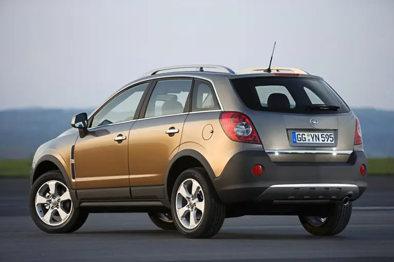 Opel Antara - 2