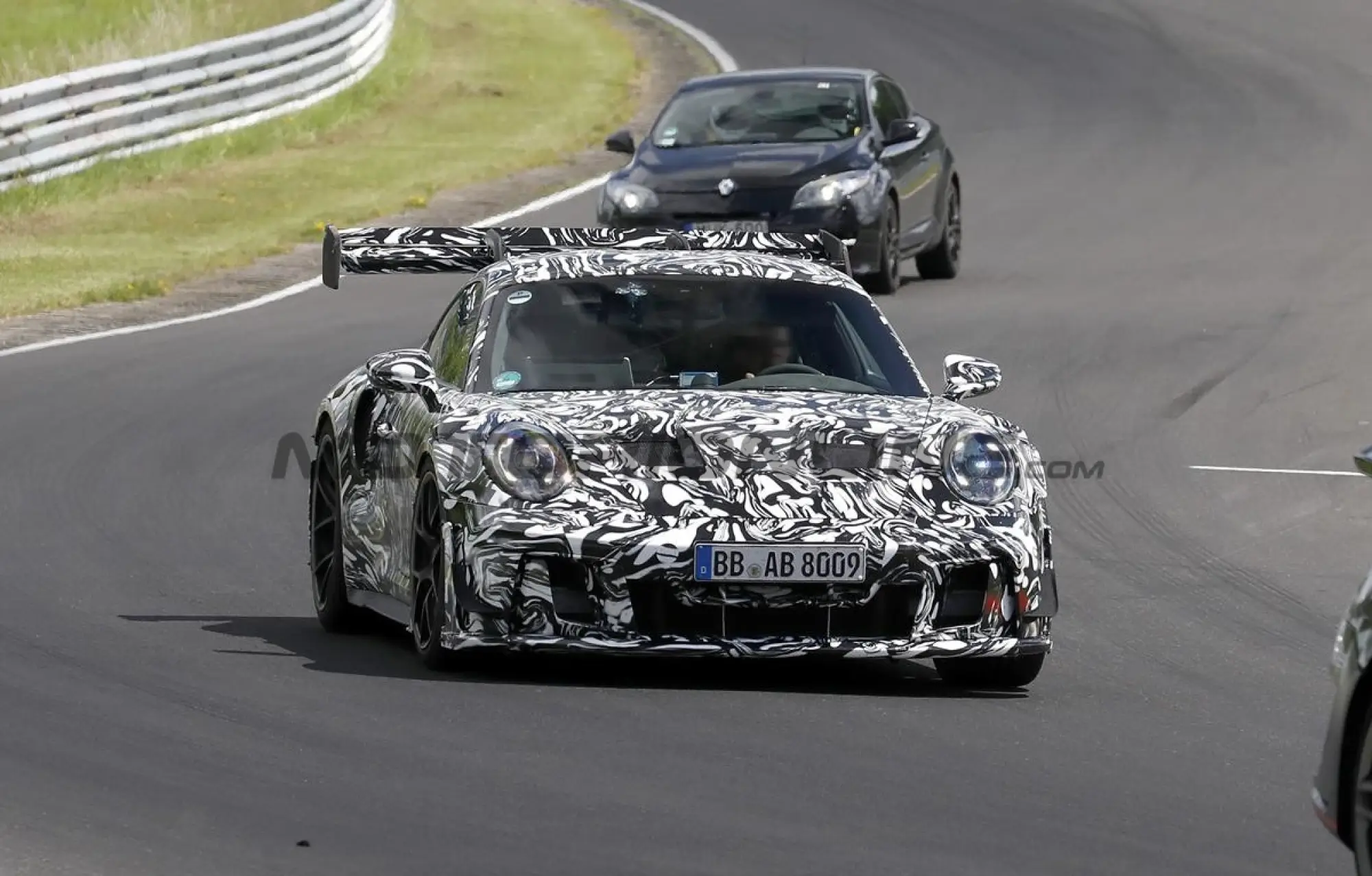 Porsche 911 GT3 RS 2027 - Foto spia 10-06-2026 - 1