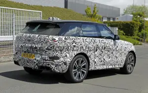 Range Rover Sport 2027 - Foto spia 10-06-2027
