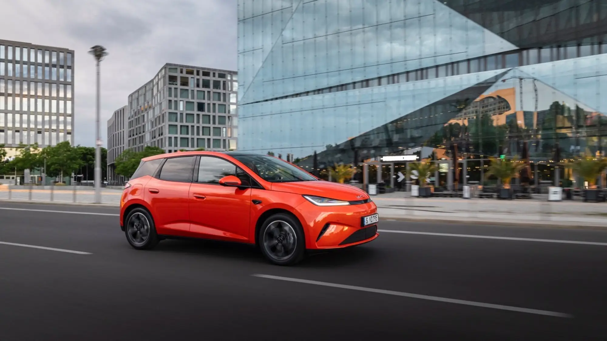 BYD Dolphin G DM-i 2026 - Prova Berlino - 1