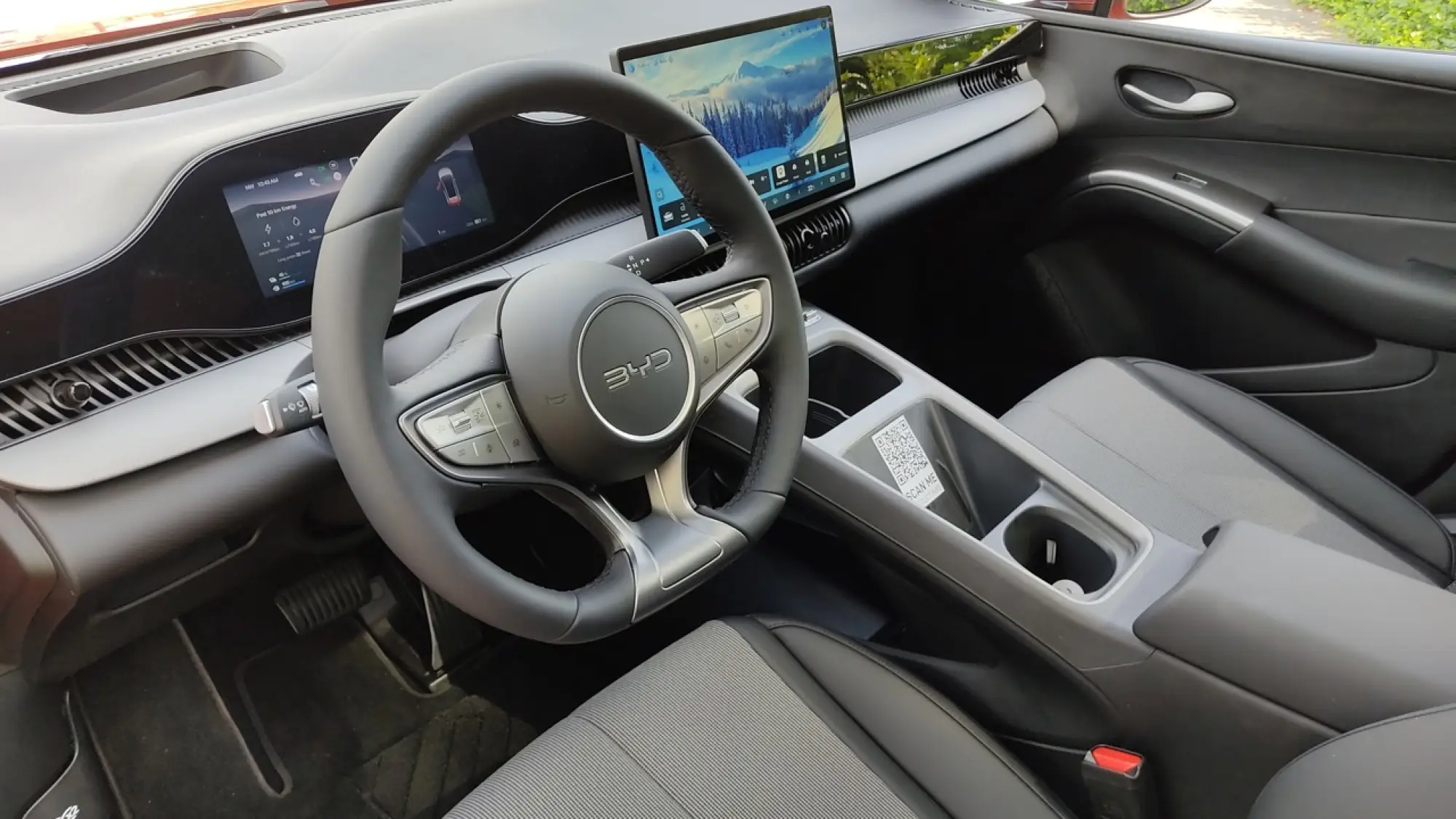 BYD Dolphin G DM-i 2026 - Prova Berlino - 28