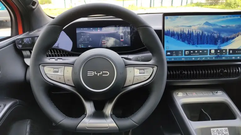 BYD Dolphin G DM-i 2026 - Prova Berlino - 33