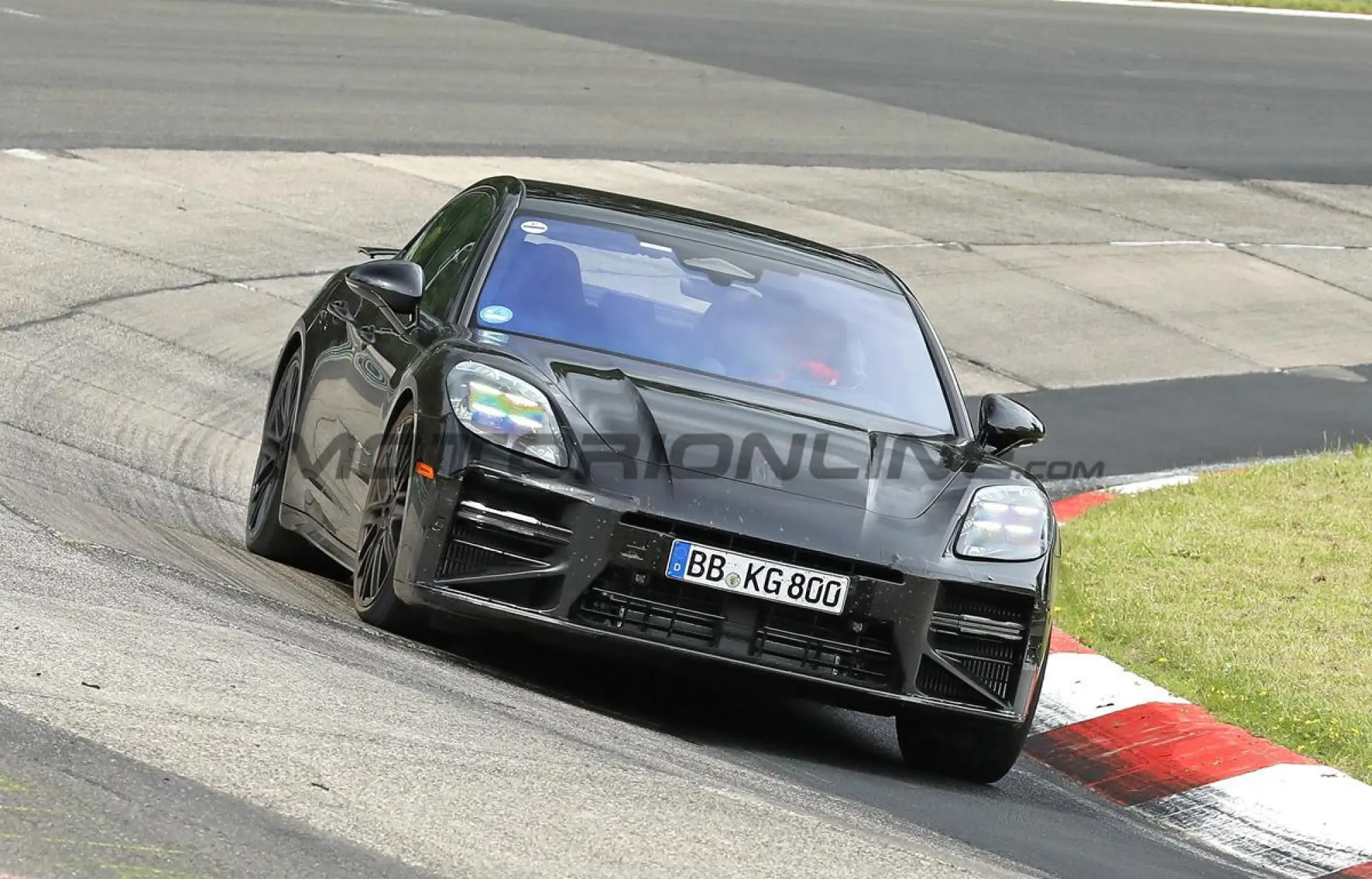 Porsche Panamera 2027 - Foto spia 15-06-2026 - 6