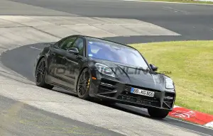 Porsche Panamera 2027 - Foto spia 15-06-2026