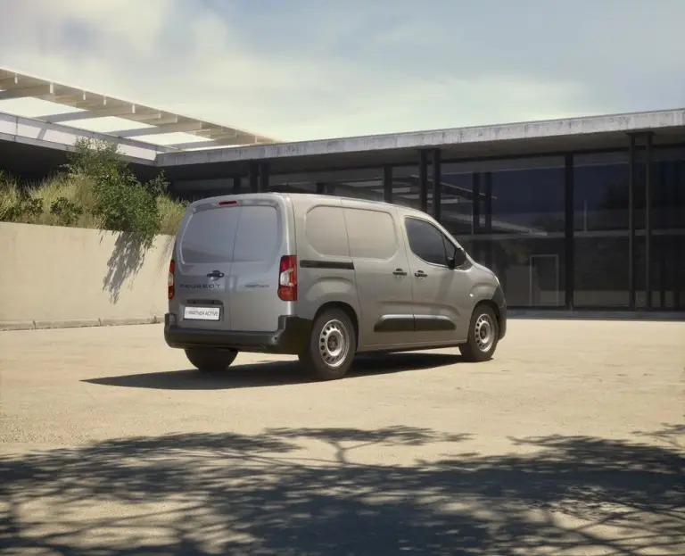 Stellantis Pro One - Smart Compact Van 2026 - 13
