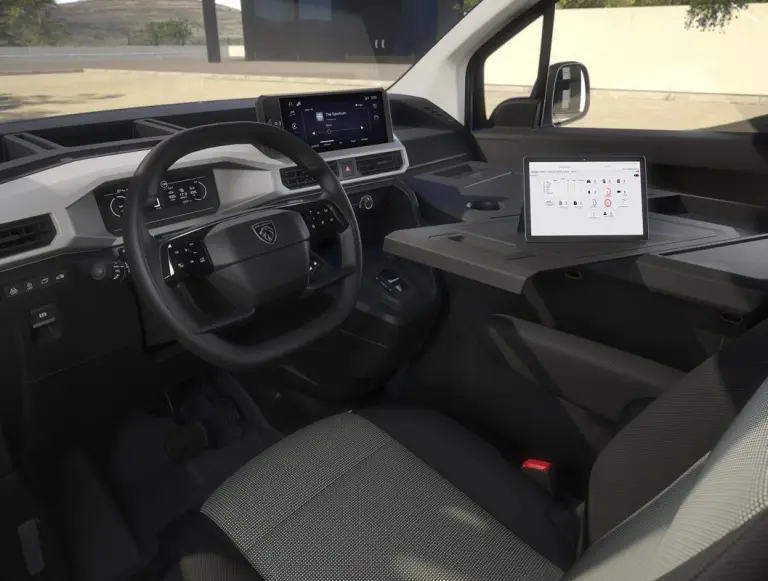Stellantis Pro One - Smart Compact Van 2026 - 26