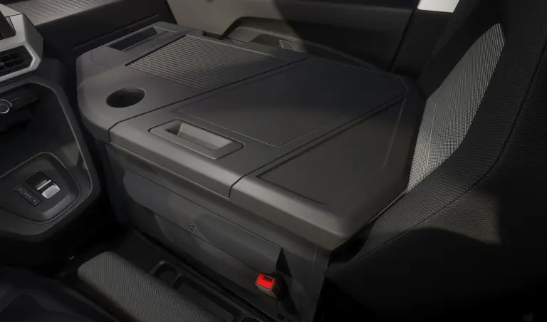 Stellantis Pro One - Smart Compact Van 2026 - 28
