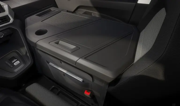 Stellantis Pro One - Smart Compact Van 2026 - 30