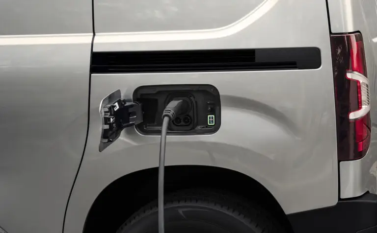 Stellantis Pro One - Smart Compact Van 2026 - 29