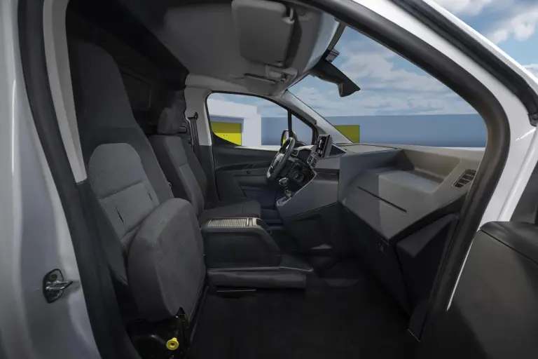 Stellantis Pro One - Smart Compact Van 2026 - 40