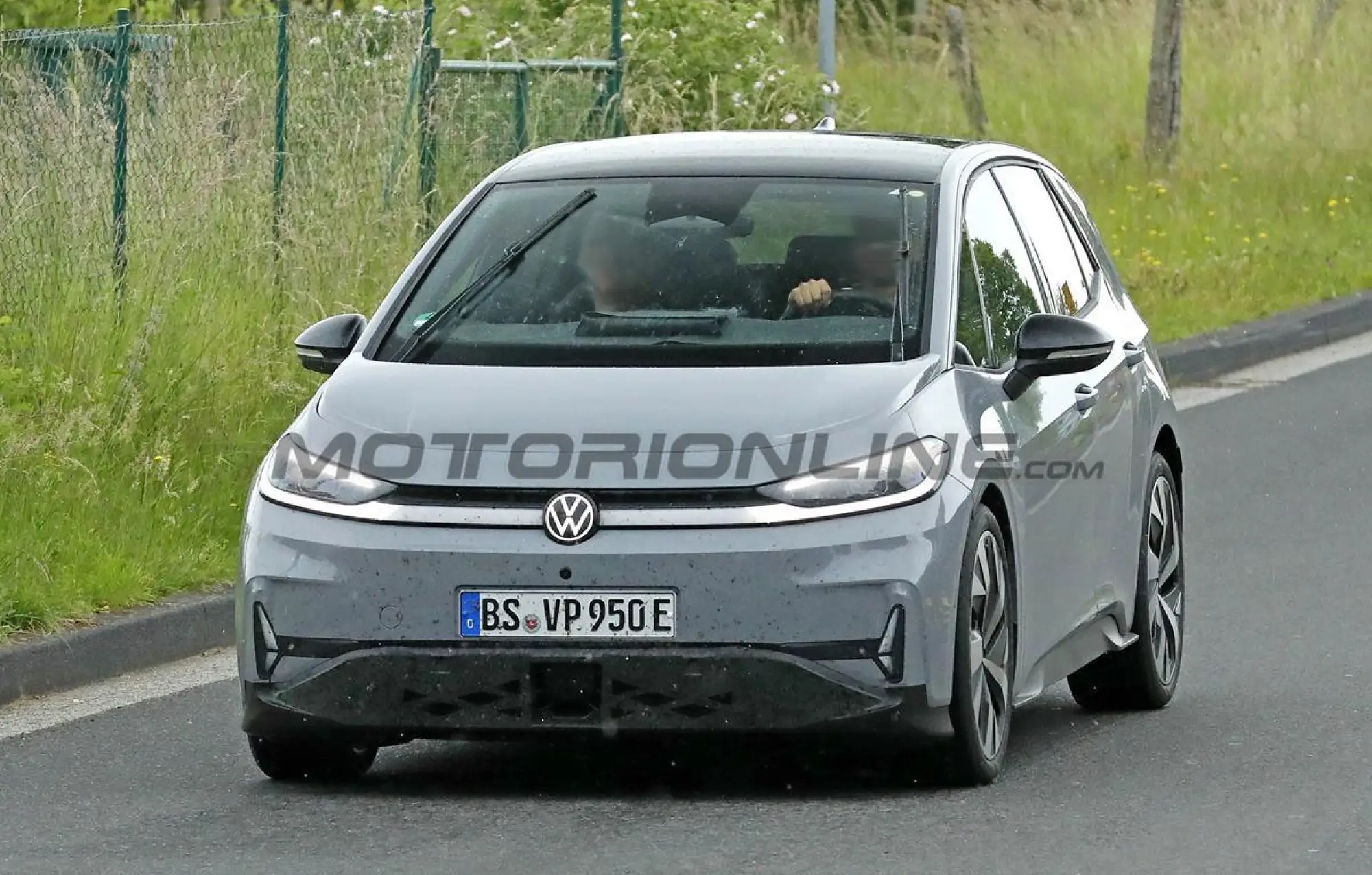 Volkswagen ID3 Neo GTX - Foto spia 18-06-2026 - 1