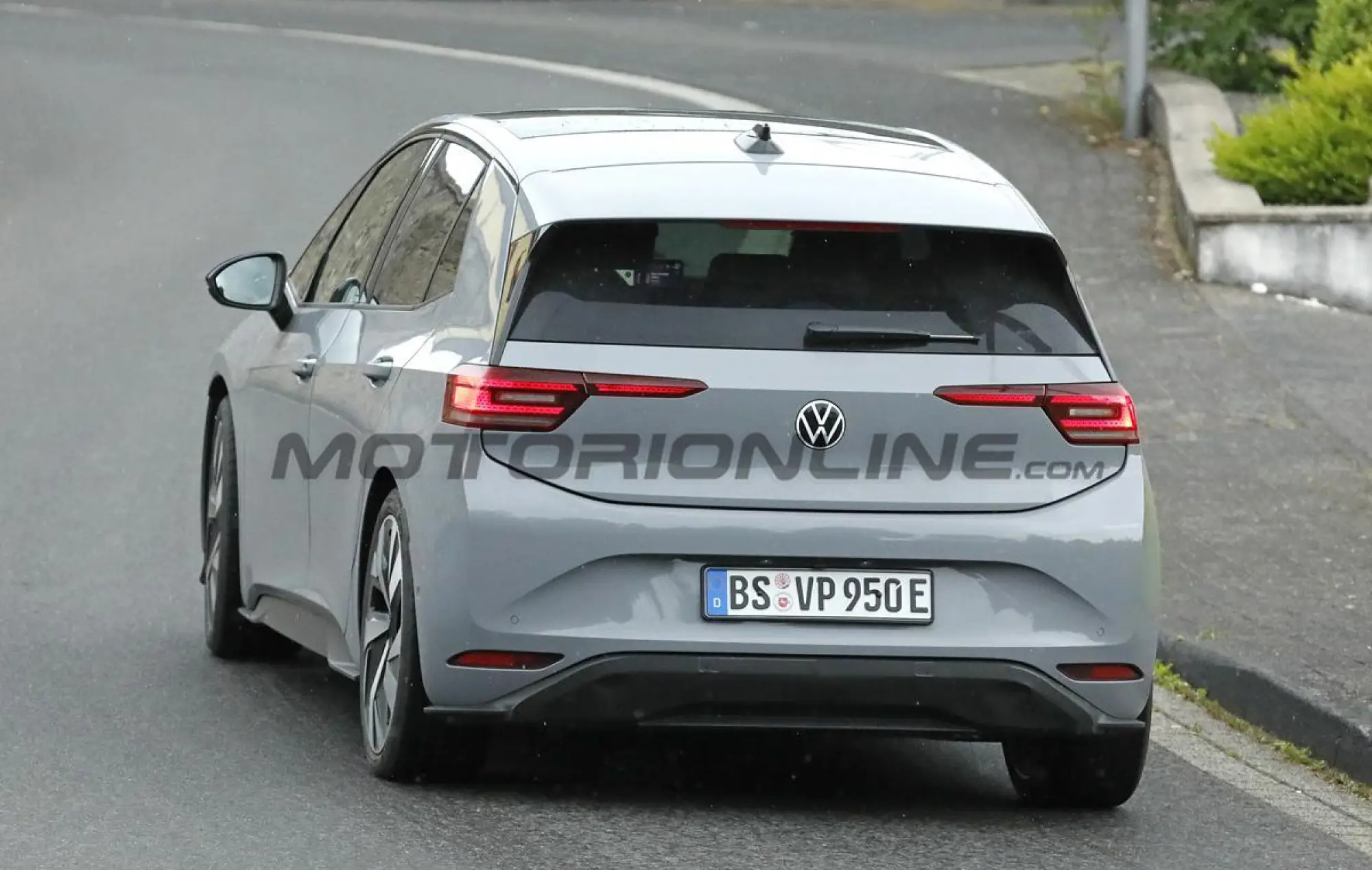 Volkswagen ID3 Neo GTX - Foto spia 18-06-2026 - 8