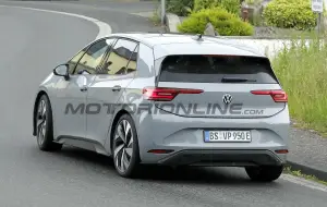 Volkswagen ID3 Neo GTX - Foto spia 18-06-2026 - 10