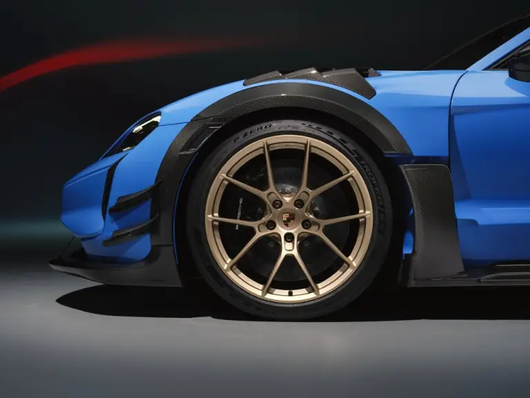 Porsche Taycan 2027 - 5