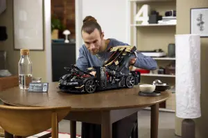 LEGO Technic Hypercar Koenigsegg Sadair Spear - 13