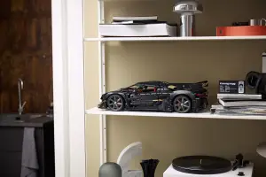 LEGO Technic Hypercar Koenigsegg Sadair Spear - 17
