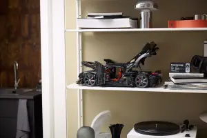 LEGO Technic Hypercar Koenigsegg Sadair Spear - 15