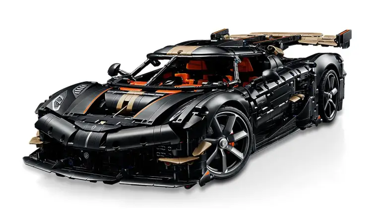 LEGO Technic Hypercar Koenigsegg Sadair Spear - 30