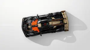 LEGO Technic Hypercar Koenigsegg Sadair Spear - 29