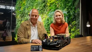 LEGO Technic Hypercar Koenigsegg Sadair Spear - 37
