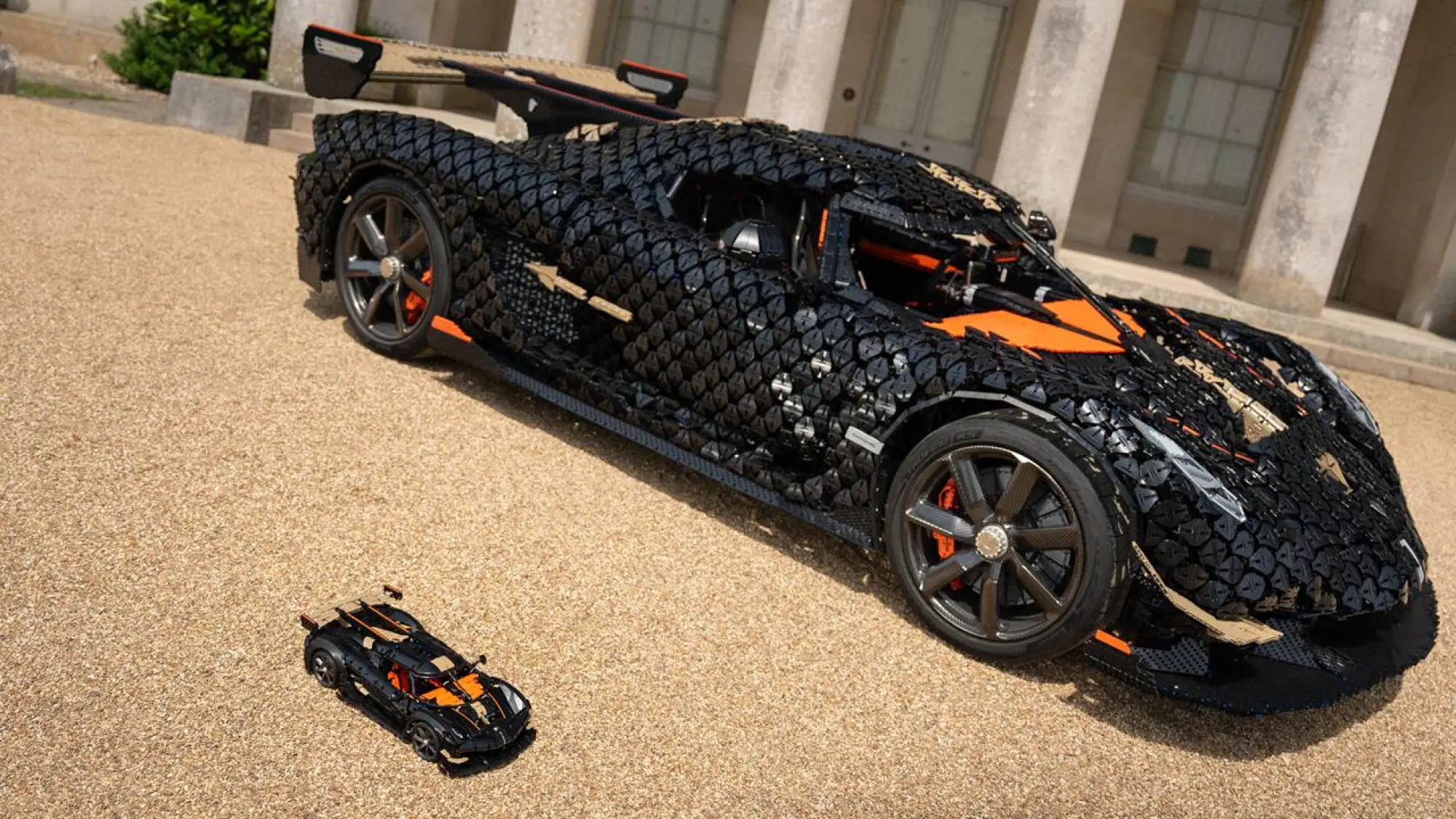 LEGO Technic Hypercar Koenigsegg Sadair Spear - 39