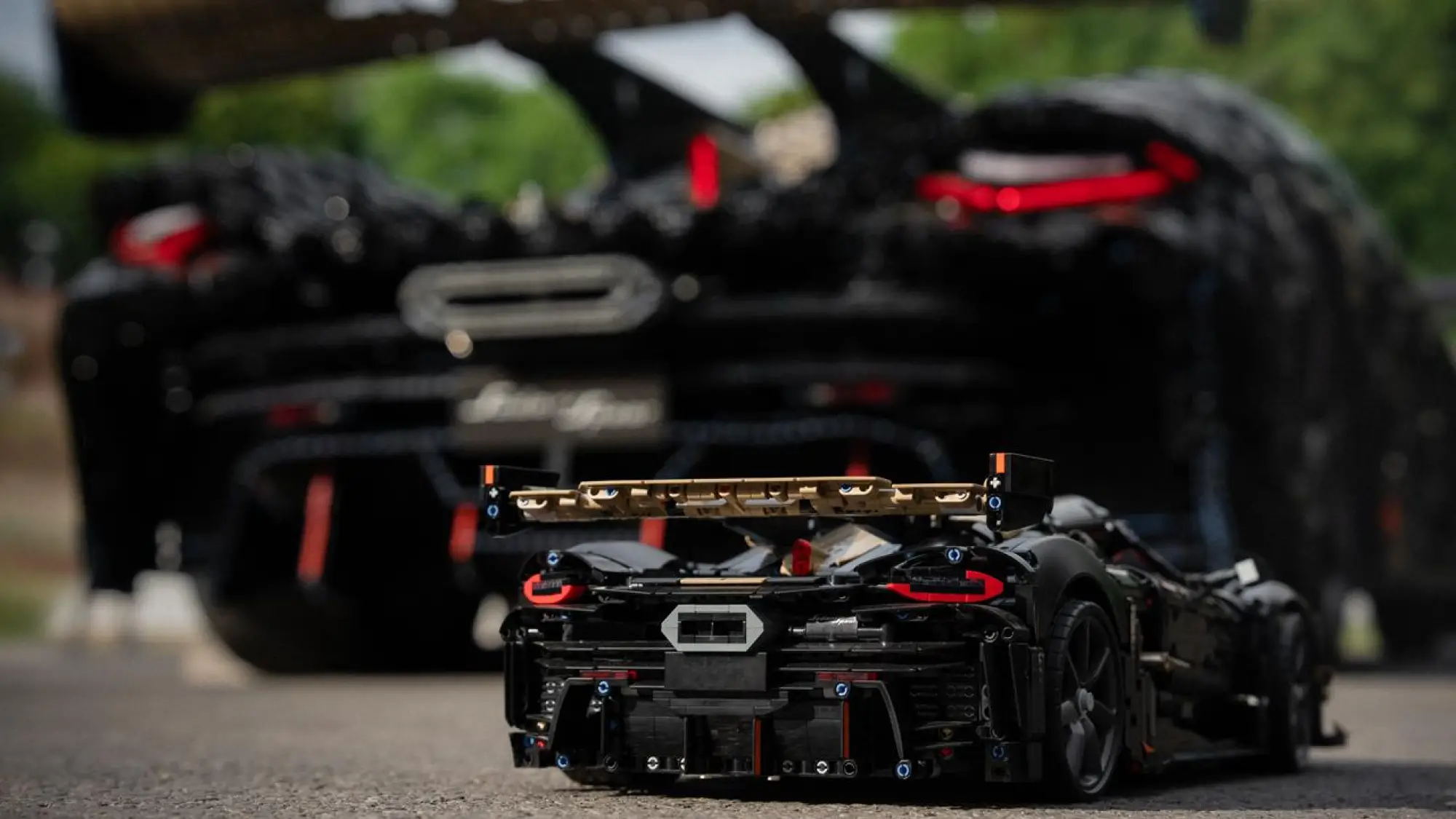 LEGO Technic Hypercar Koenigsegg Sadair Spear - 41